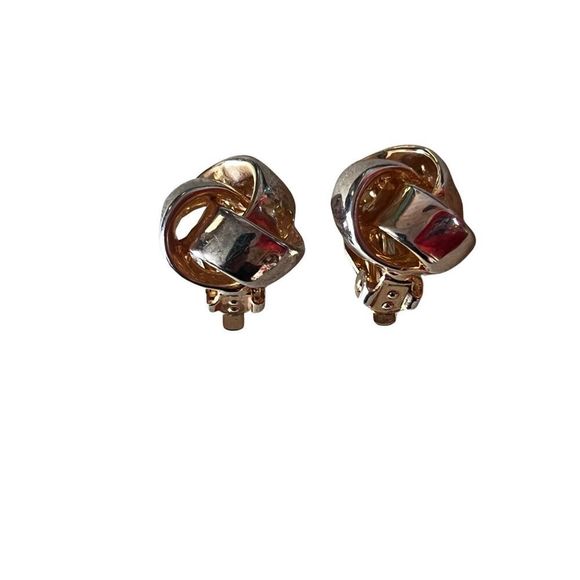 Quality Vintage Gold Tone Knot Clip On Earrings - Picture 4 of 8